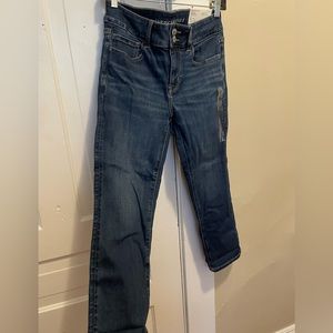 american eagle dark denim jeans. size 8 brand new never worn